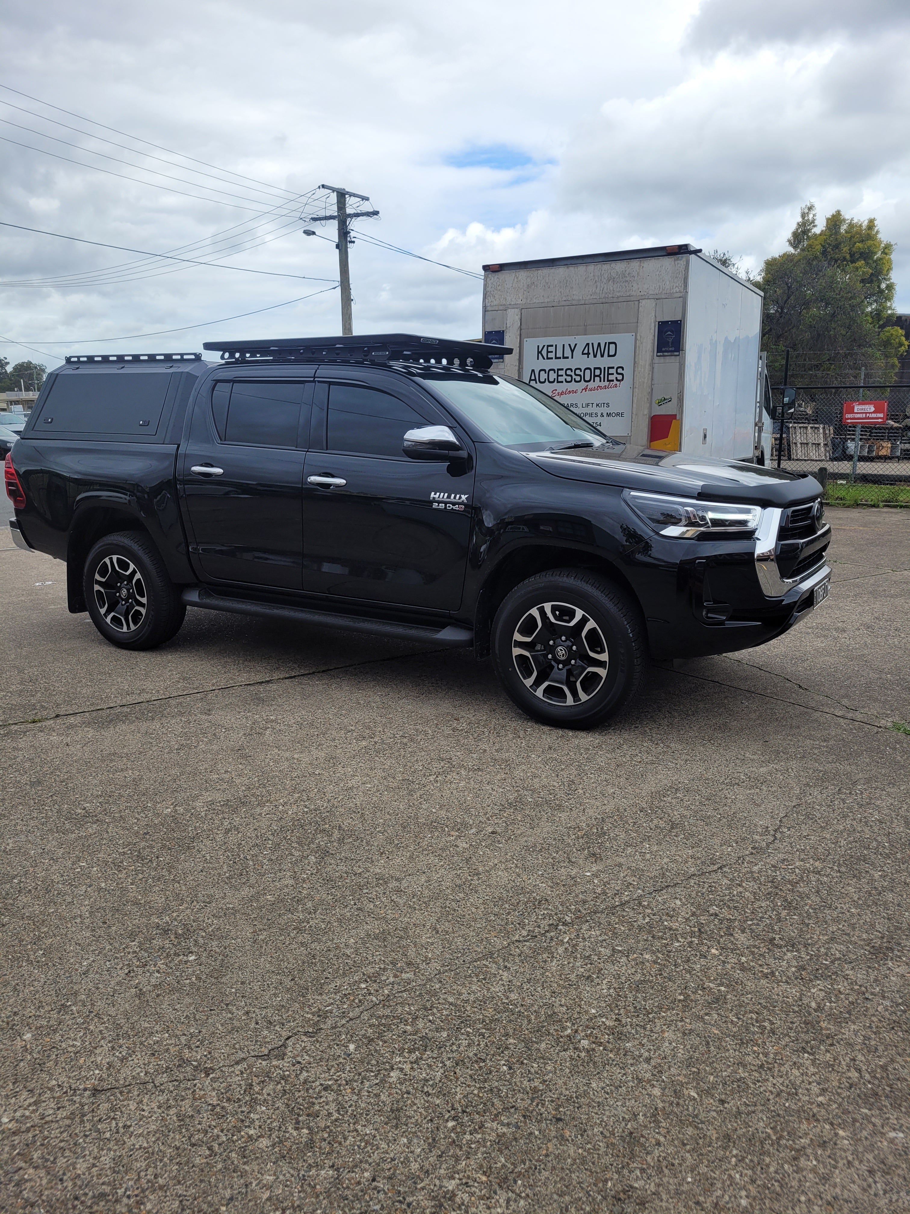 RENEGADE CANOPY HILUX SR &SR5 STEEL N70&N80