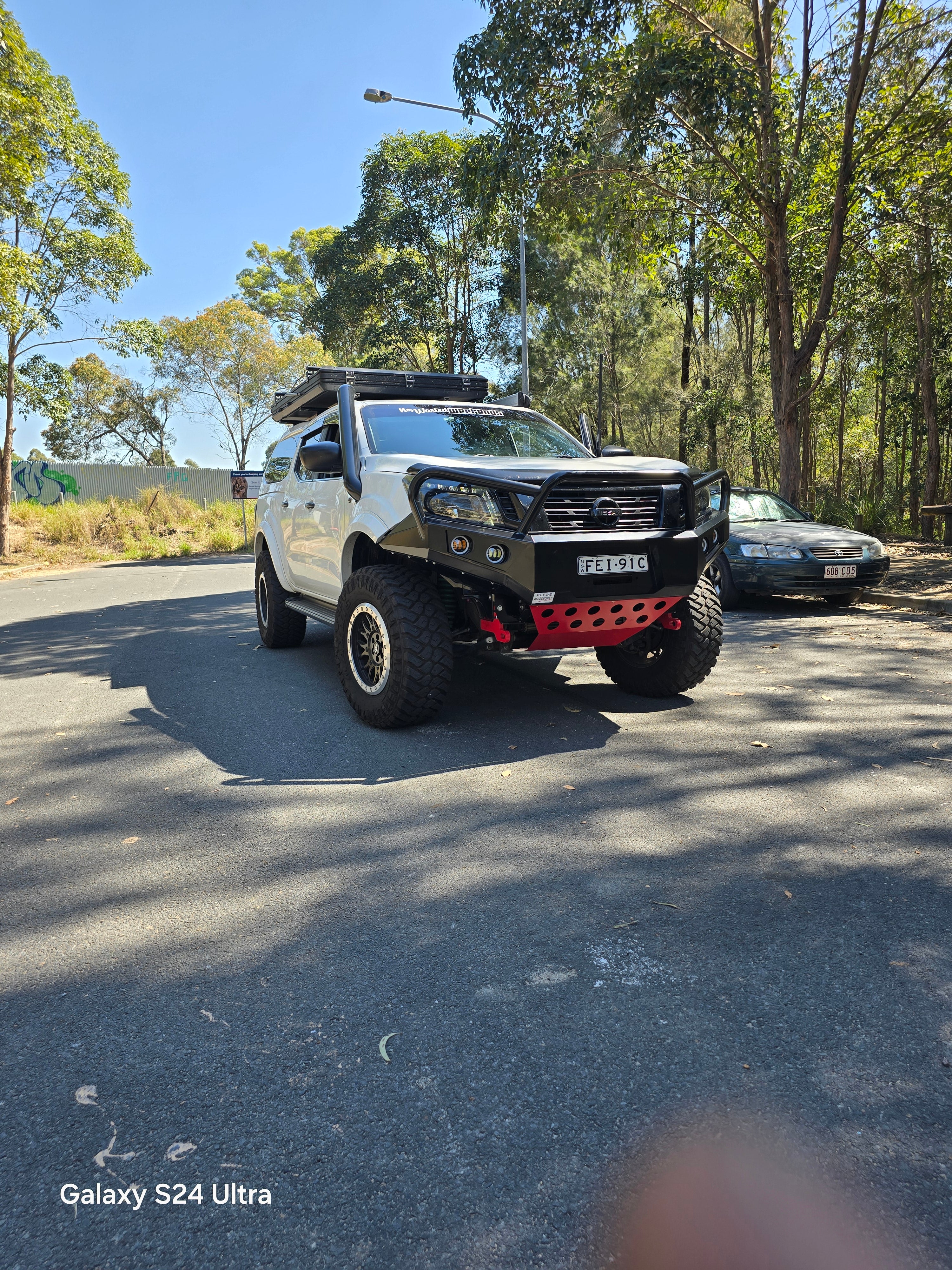 RAZZ BAR ANGRY EYES NP300!IN STOCK ORDER NOW!!