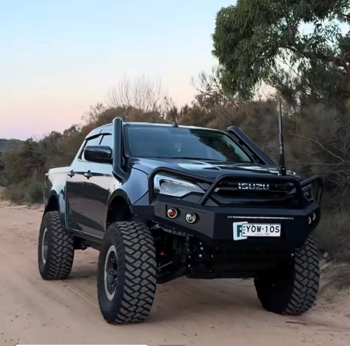 RAZZ BAR NEW DMAX ANGRY EYES FACELIFT LATE 2024+ IN STOCK ORDER NOW!!