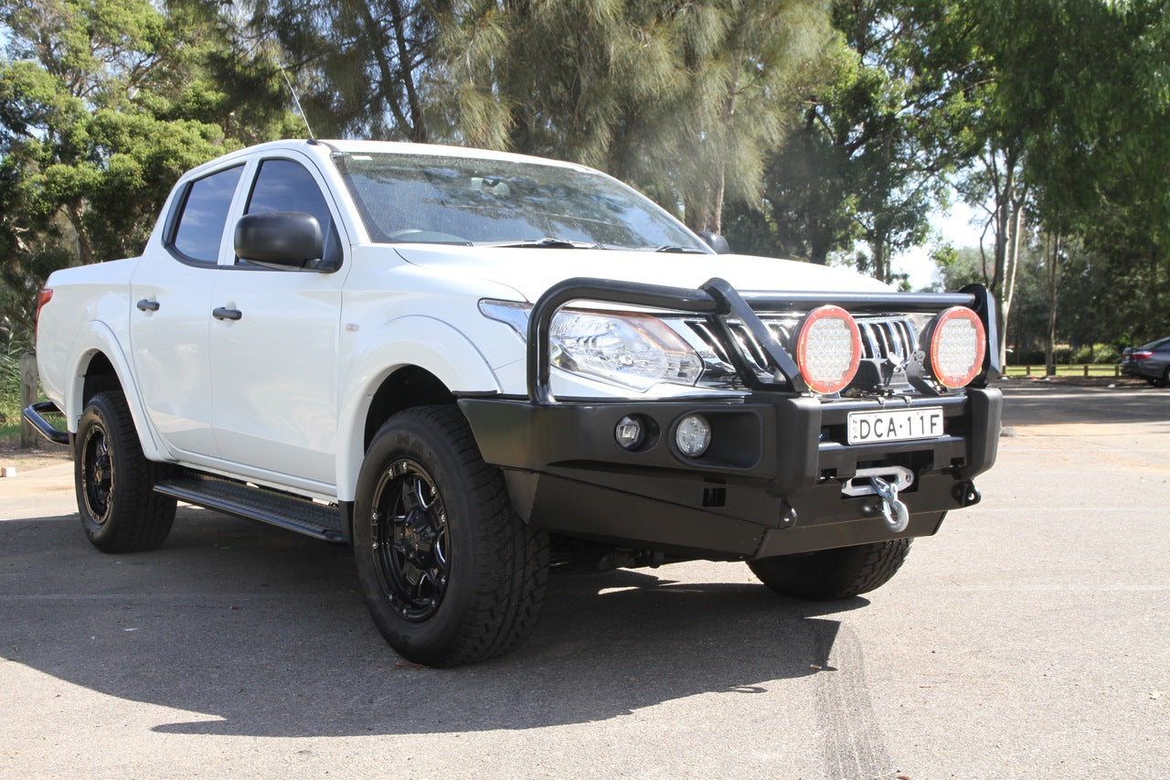 MQ & MR Triton Rockarmor Rockslider Side Steps
