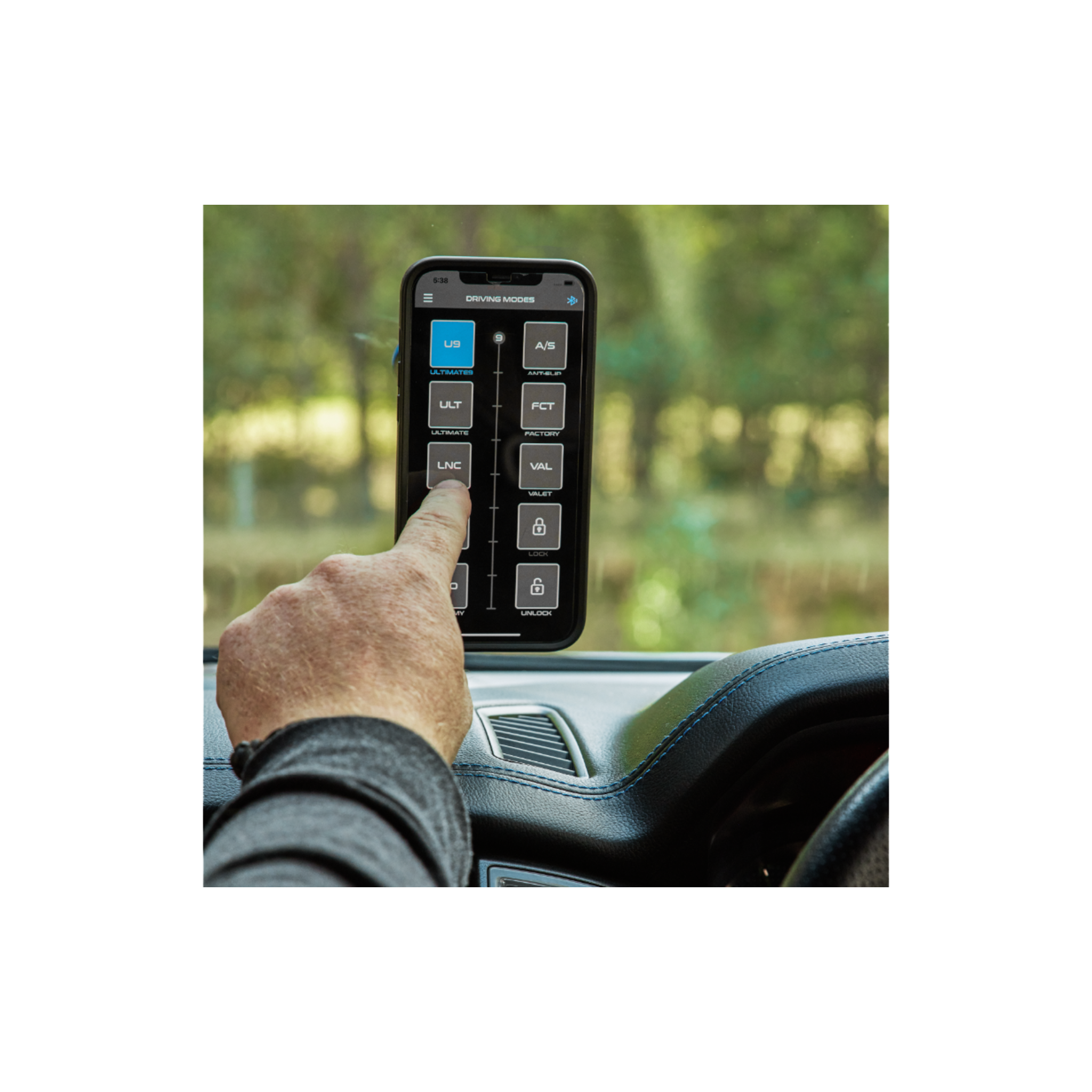 EVCX Throttle Controller to Suit Various Chrysler, Maybach & Mercedes vehicles