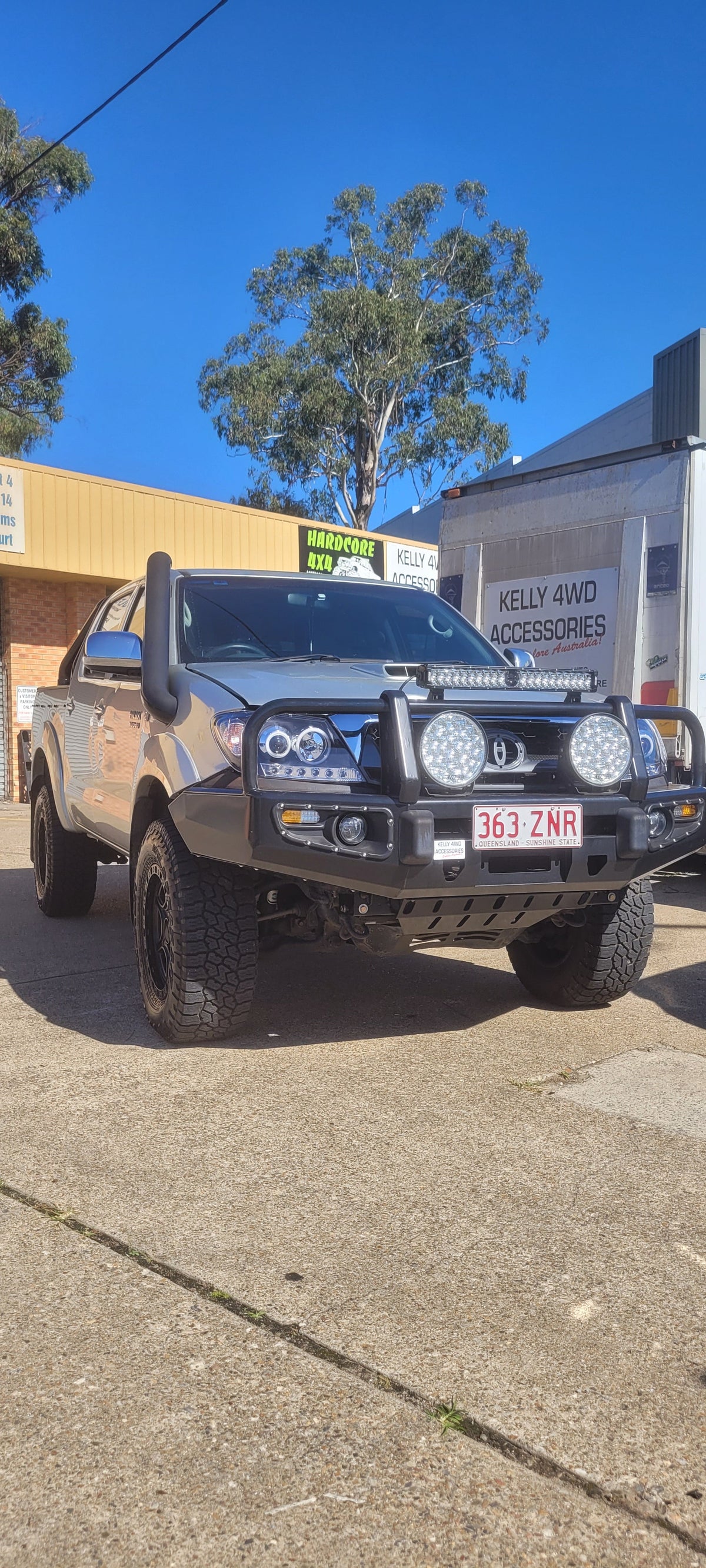 Oz Bar Bullbar Suitable For Toyota Hilux 2005-2011